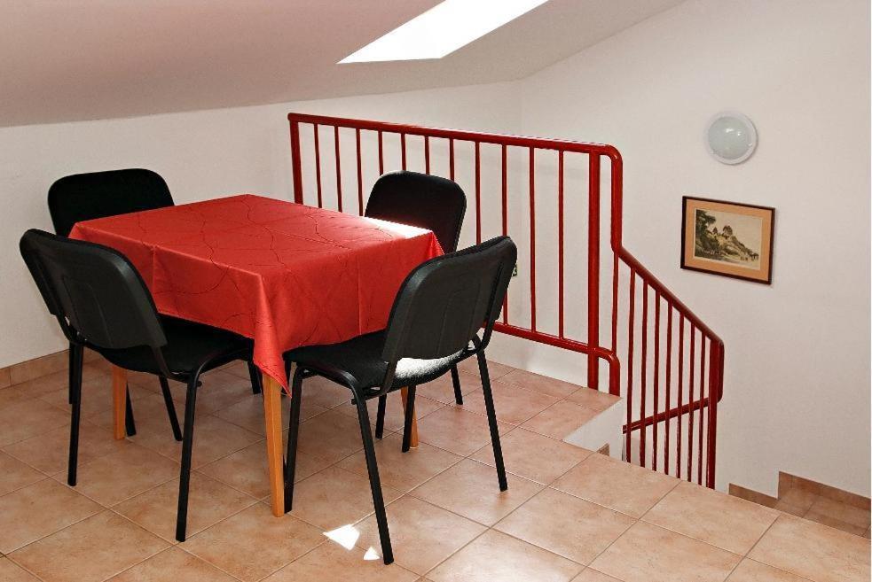 Liszt Apartman Pecs Room photo